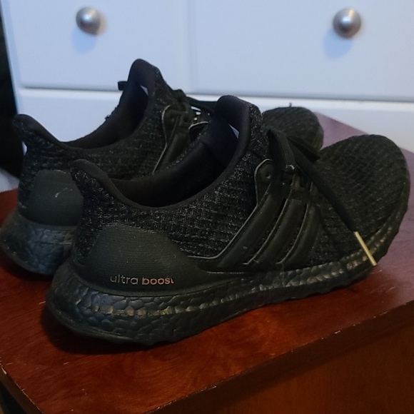 49+ Adidas Ultra Boost 40 Triple Black Gold W Pics